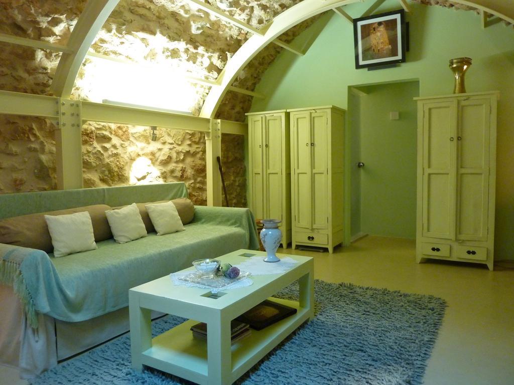 St. George Sykoussis Traditional Residence Ágios Geórgios Sykoúsis 部屋 写真