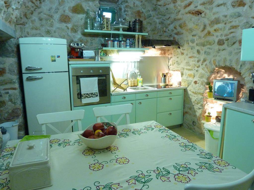St. George Sykoussis Traditional Residence Ágios Geórgios Sykoúsis 部屋 写真